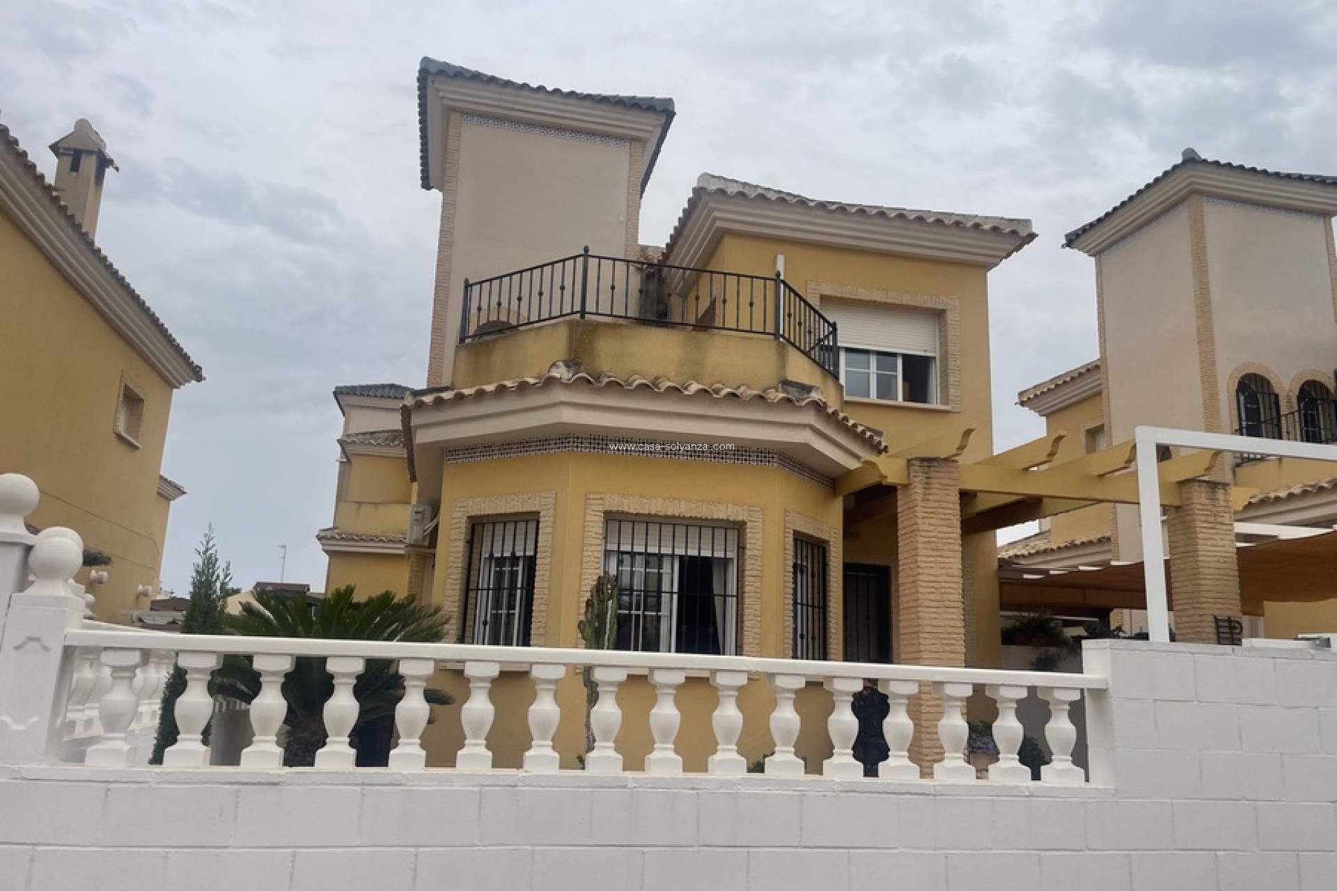 Herverkoop - Villa - Lo Crispin - 0