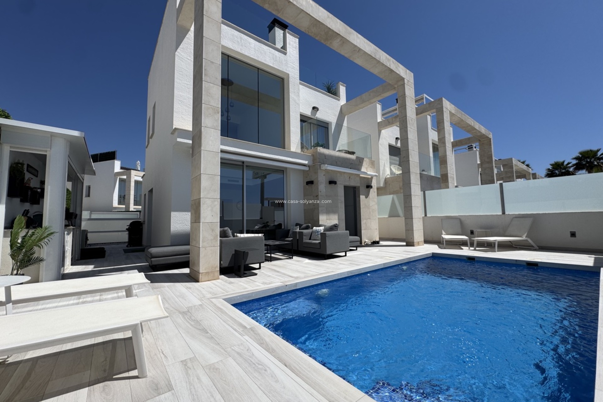 Herverkoop - Villa - Lomas de Cabo Roig