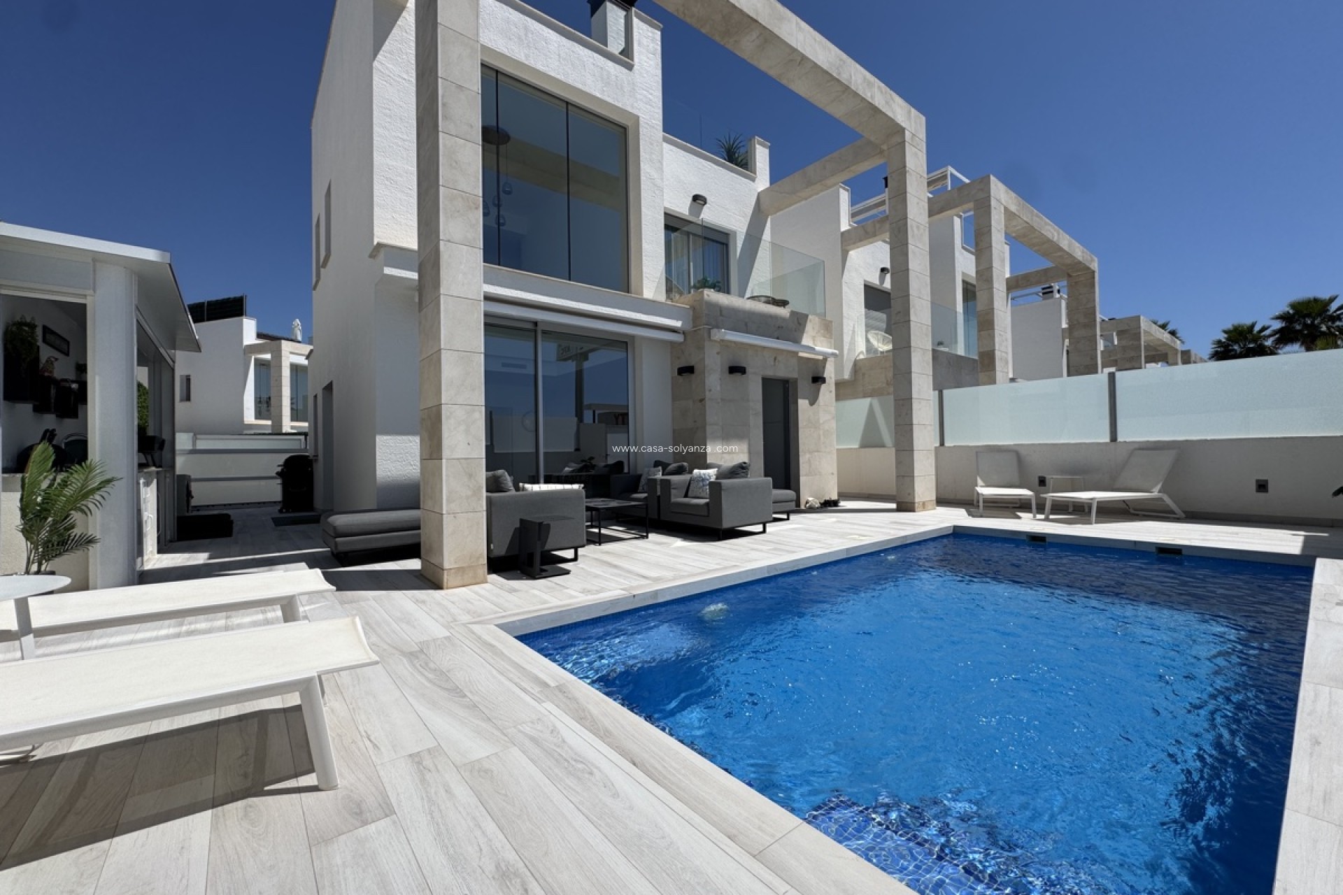 Herverkoop - Villa - Lomas de Cabo Roig