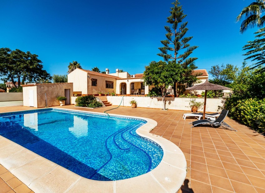 Herverkoop - Villa - Los Montesinos - Montesinos  Los