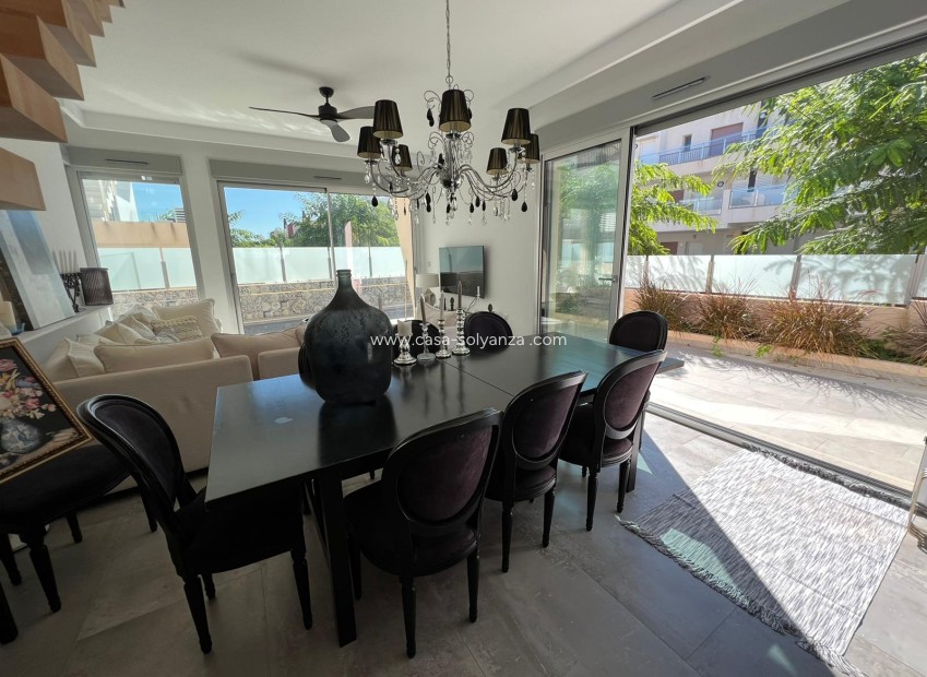 Herverkoop - Villa - Mil Palmeras - Costa Blanca Sur