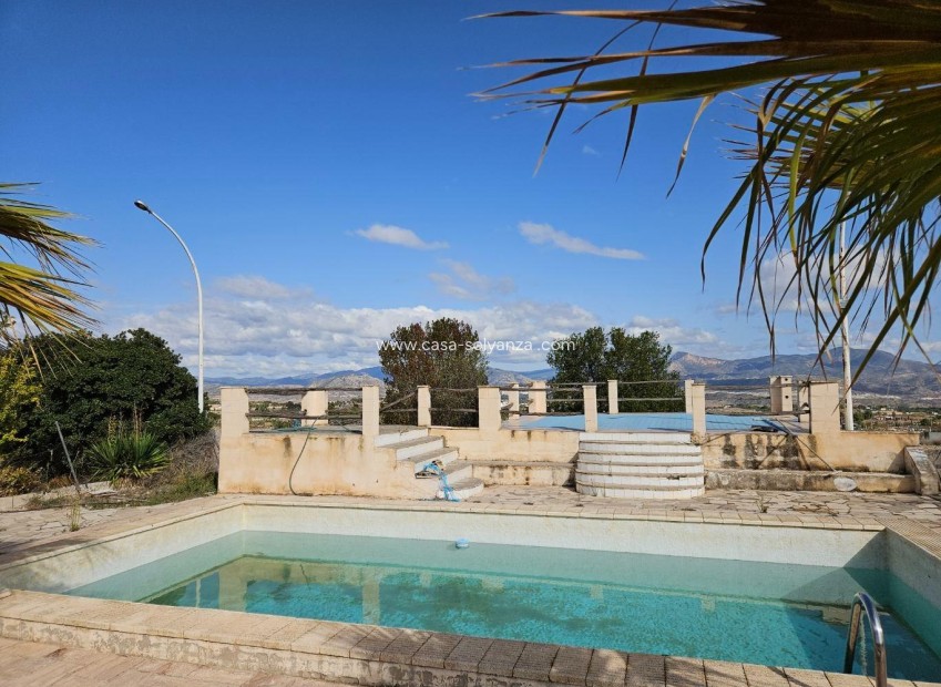 Herverkoop - Villa - Monóvar - 03640