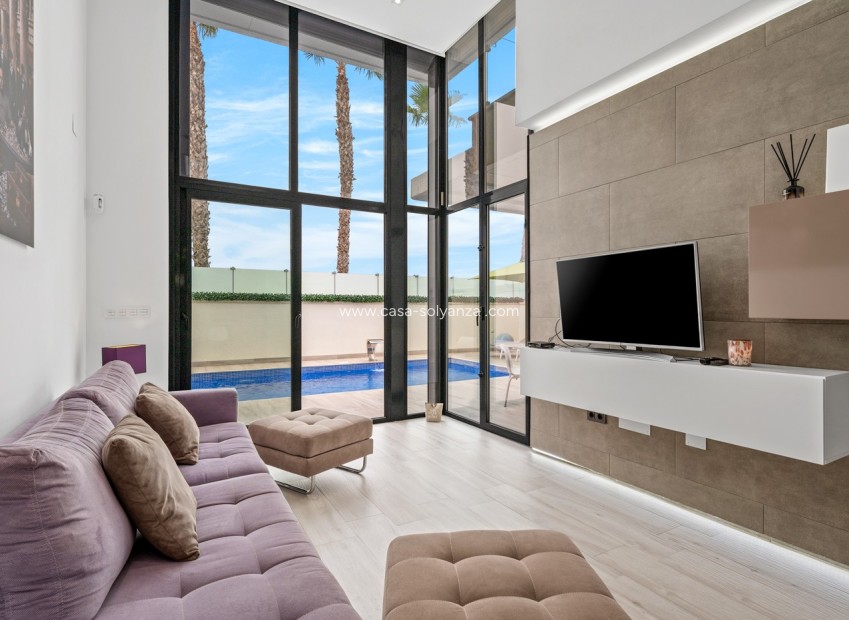 Herverkoop - Villa - Orihuela Costa - Cabo Roig