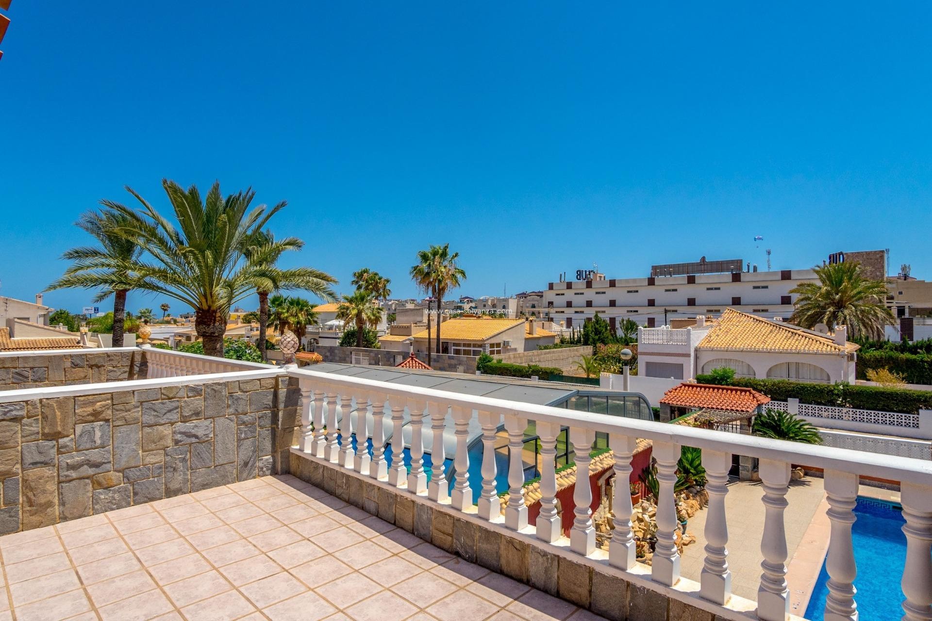 Herverkoop - Villa - Orihuela Costa - Campoamor