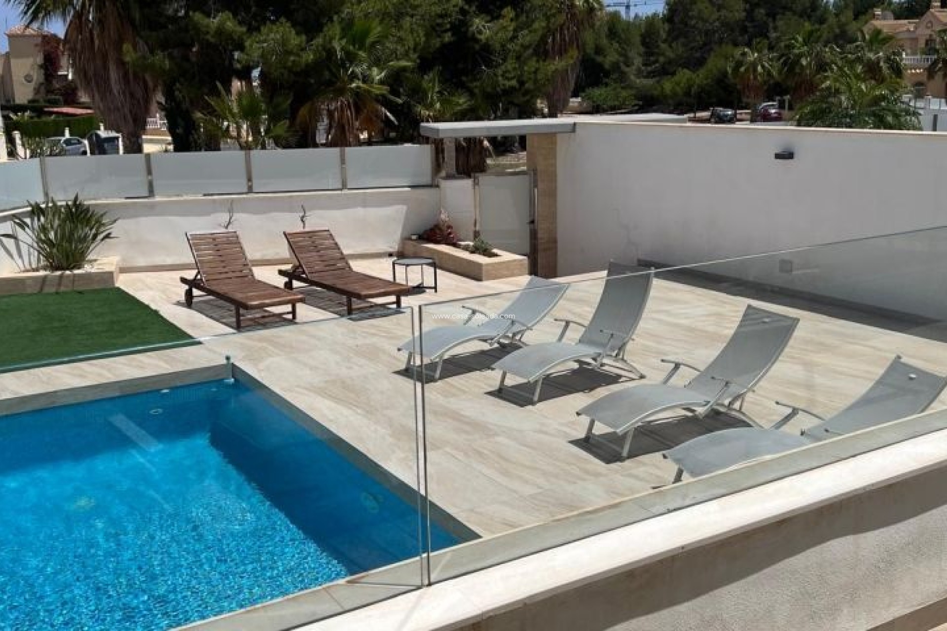 Herverkoop - Villa - Orihuela Costa - Costa Blanca