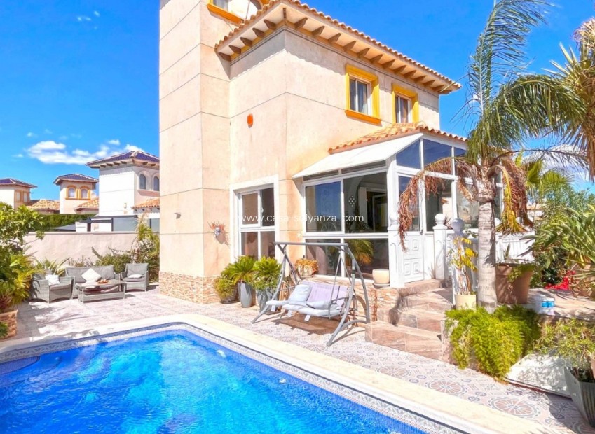 Herverkoop - Villa - Orihuela Costa - Costa Blanca