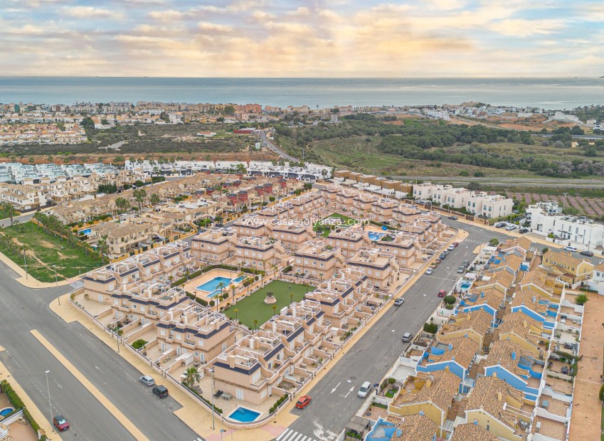 Herverkoop - Villa - Orihuela Costa - Costa Blanca