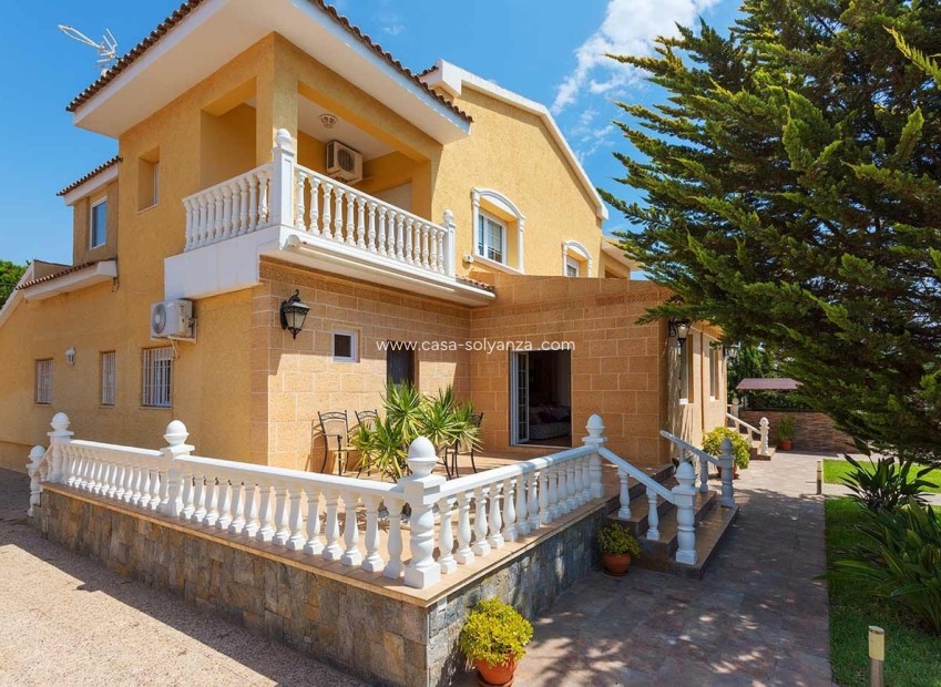 Herverkoop - Villa - Orihuela Costa - Costa Blanca