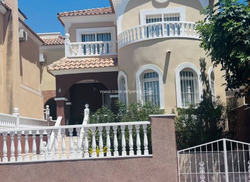 Herverkoop - Villa - Orihuela Costa - Costa Blanca