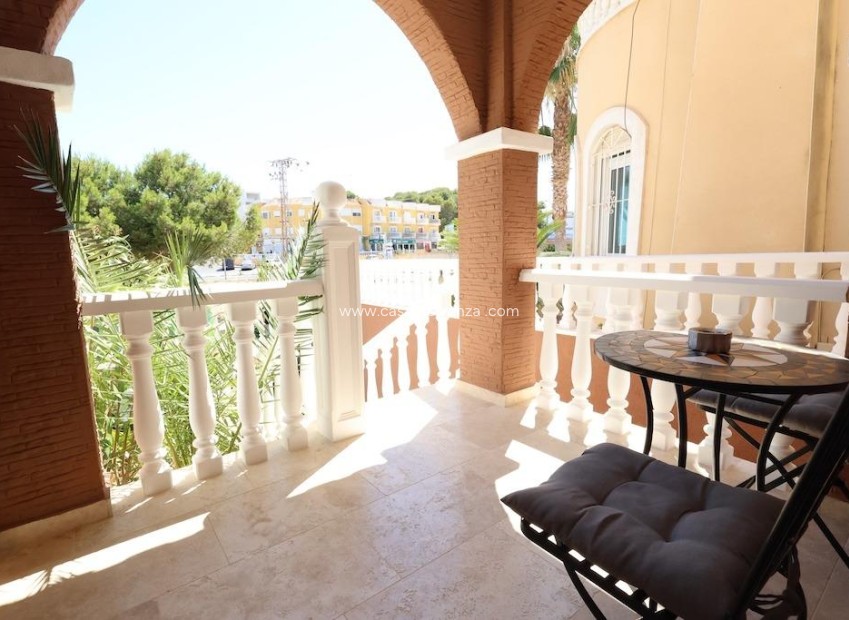 Herverkoop - Villa - Orihuela Costa - Costa Blanca
