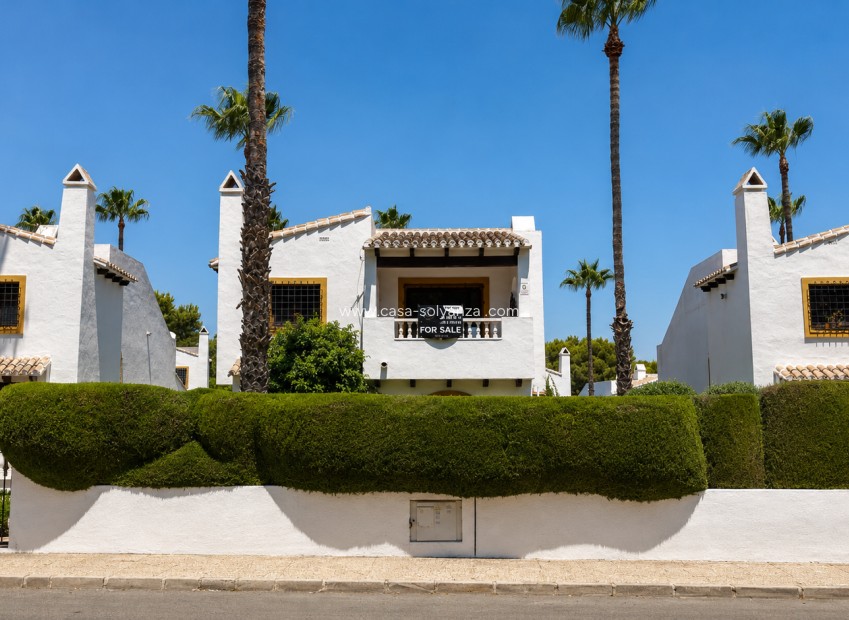 Herverkoop - Villa - Orihuela Costa - Costa Blanca