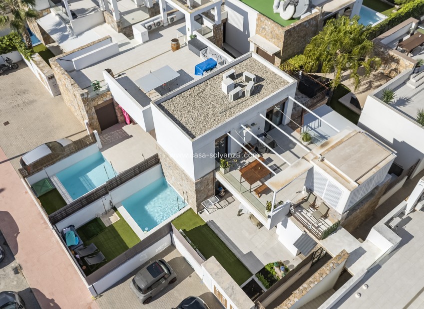 Herverkoop - Villa - Orihuela Costa - Lomas De Cabo Roig