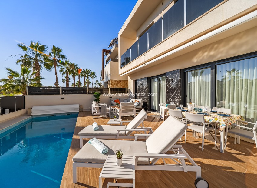 Herverkoop - Villa - Orihuela Costa - Lomas De Cabo Roig
