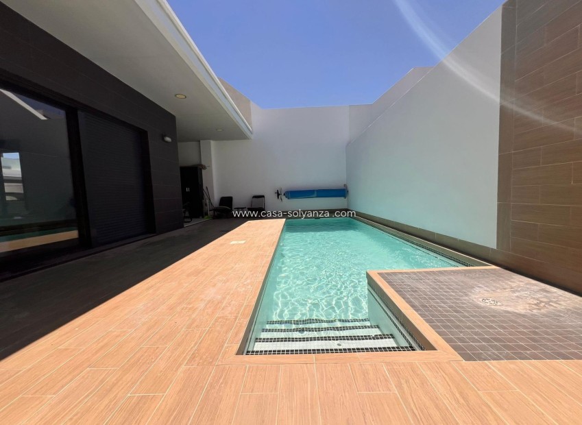 Herverkoop - Villa - Orihuela Costa - Lomas de Cabo Roig