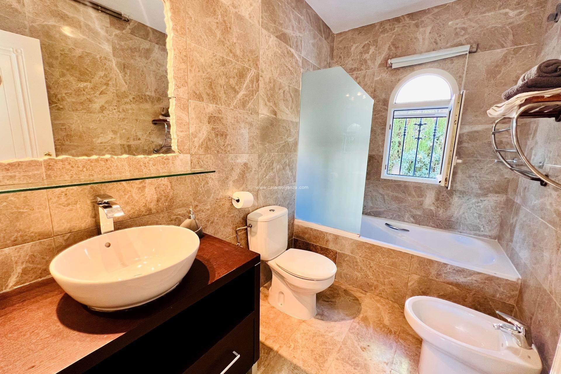 Herverkoop - Villa - Orihuela Costa - Lomas de Campoamor-Las Ramblas