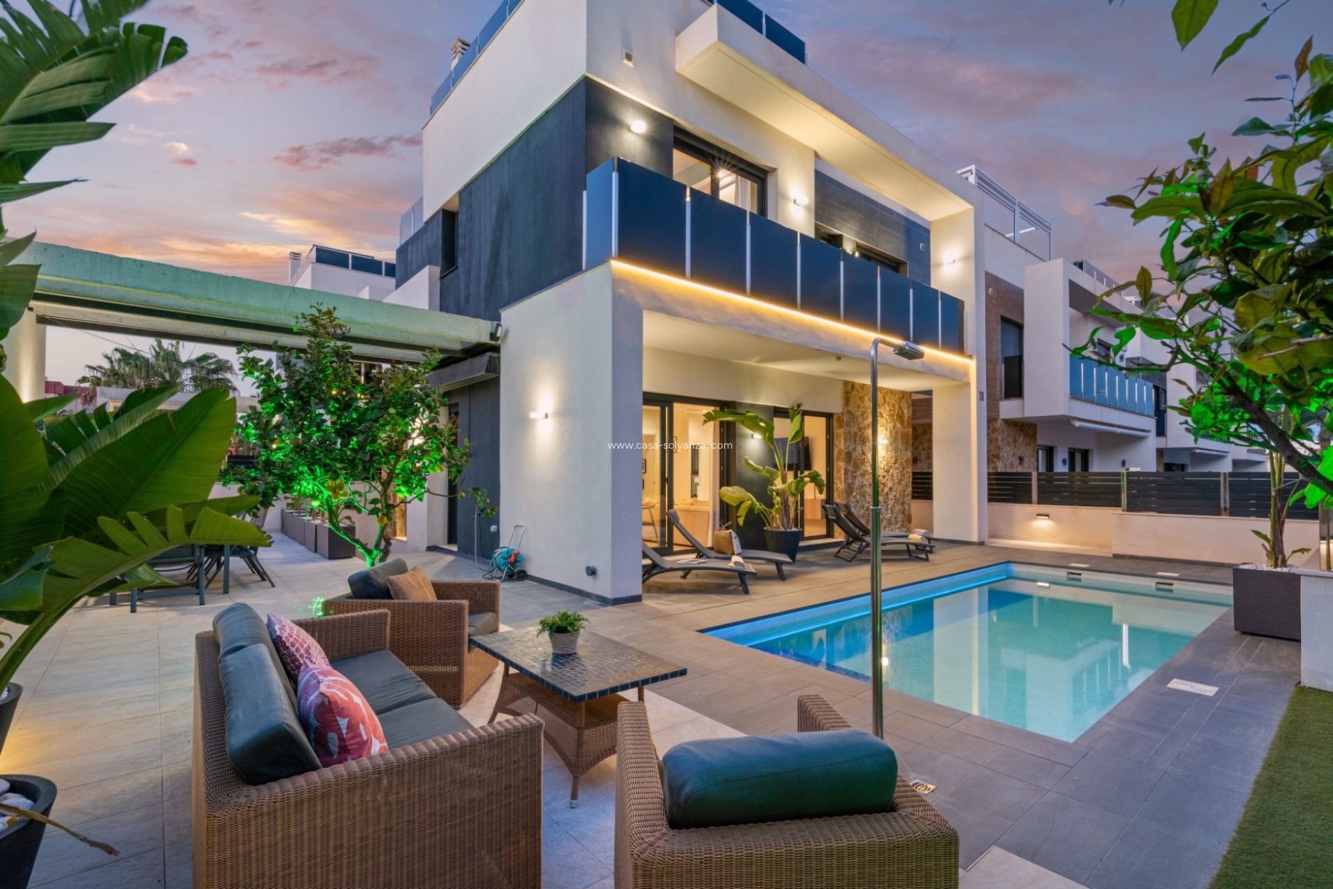 Herverkoop - Villa - Orihuela Costa - Lomas de Campoamor