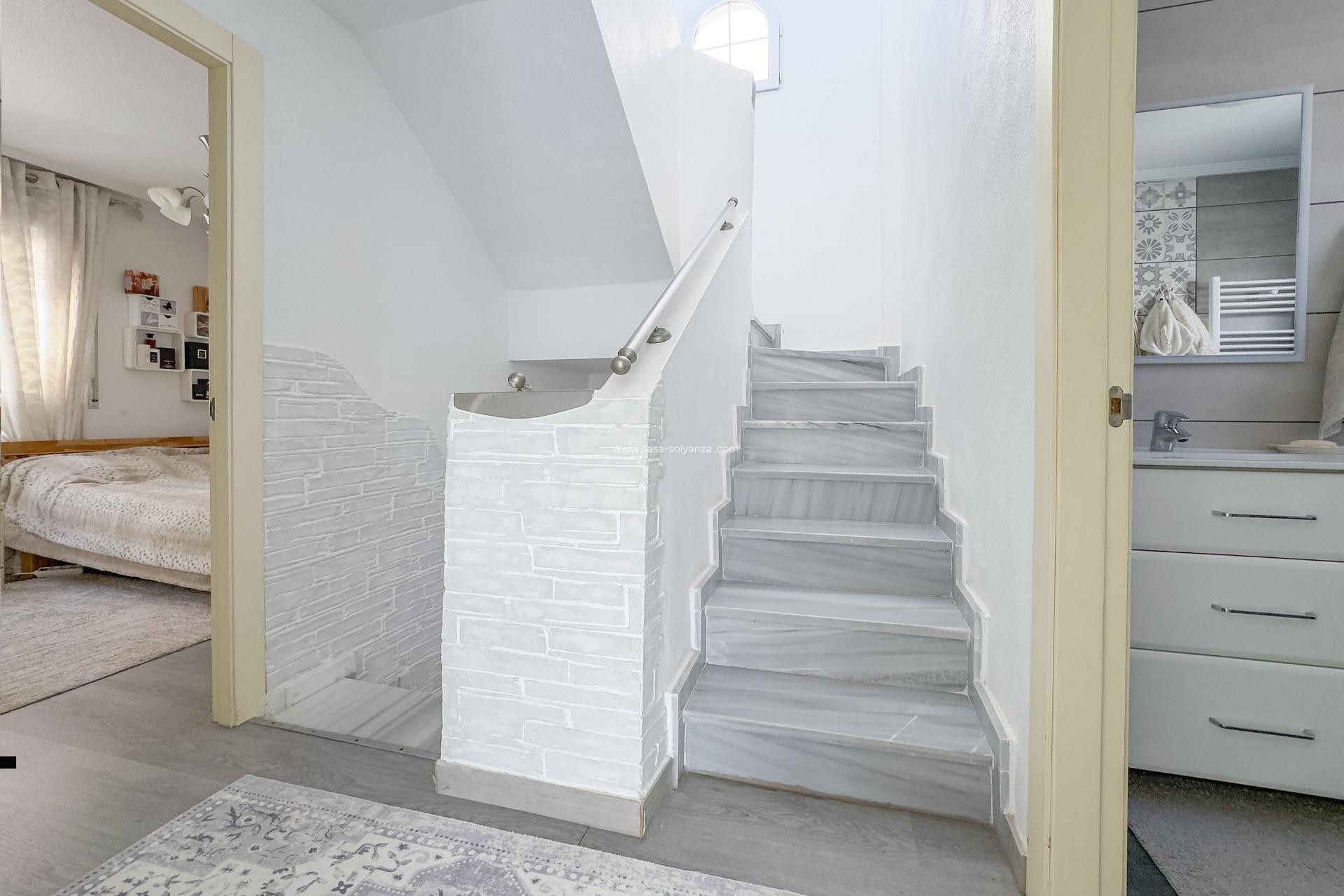 Herverkoop - Villa - Orihuela Costa - Los Almendros-La Florida