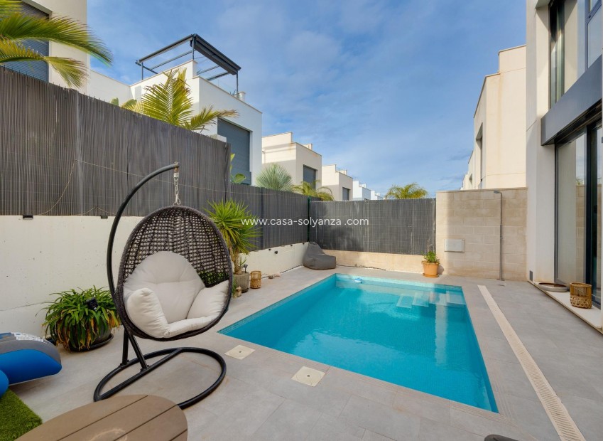 Herverkoop - Villa - Orihuela Costa - Pau 26