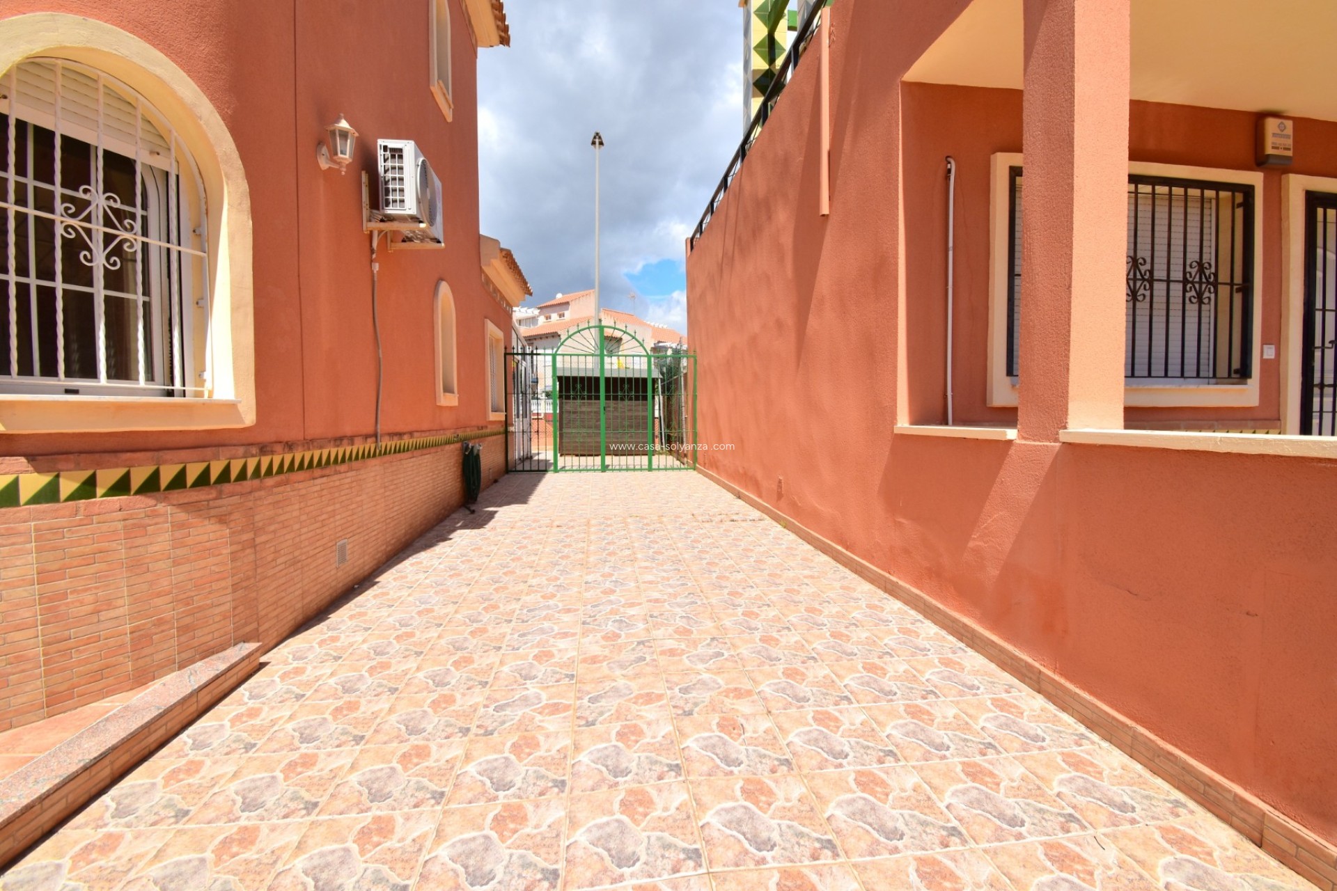 Herverkoop - Villa - Orihuela Costa - Playa Flamenca