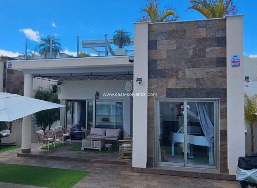 Herverkoop - Villa - Orihuela Costa - Villamartín