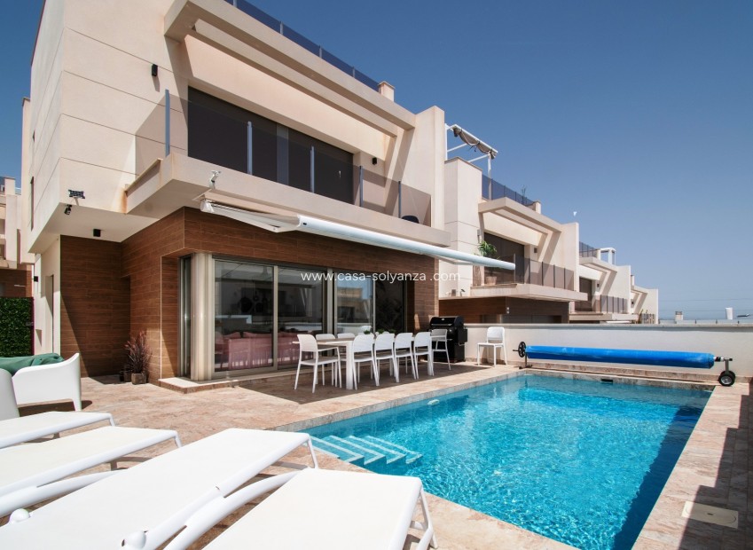 Herverkoop - Villa - Orihuela Costa - Villamartín