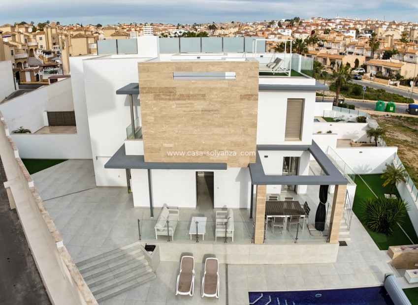 Herverkoop - Villa - Orihuela Costa - Villamartín