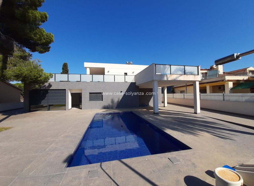 Herverkoop - Villa - Orihuela Costa