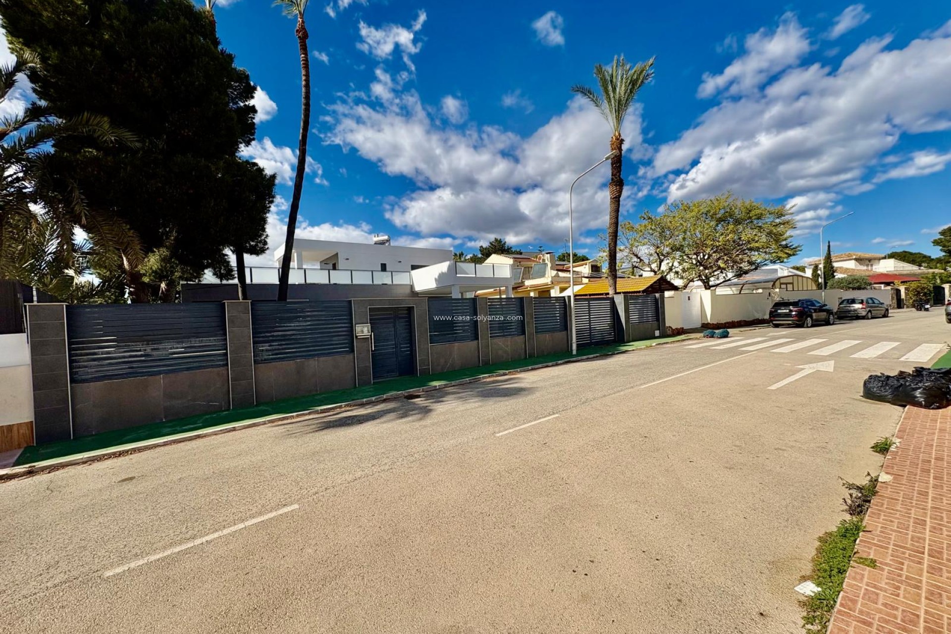 Herverkoop - Villa - Orihuela Costa