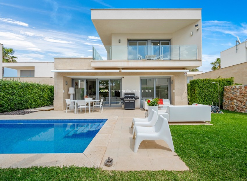 Herverkoop - Villa - Orihuela - Inland