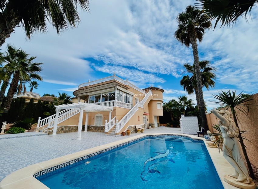 Herverkoop - Villa - Orihuela - Inland