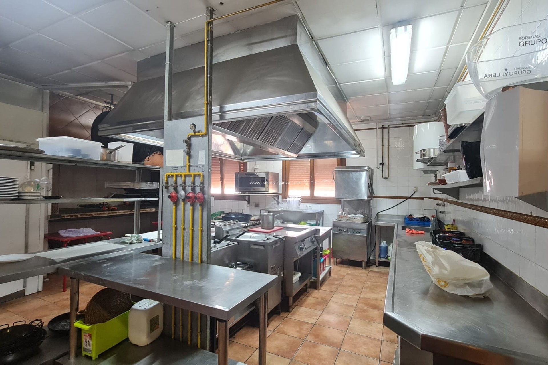 Herverkoop - Villa - Petrer - Inland