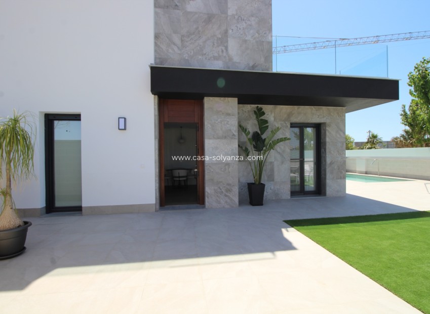 Herverkoop - Villa - Pilar de la Horadada