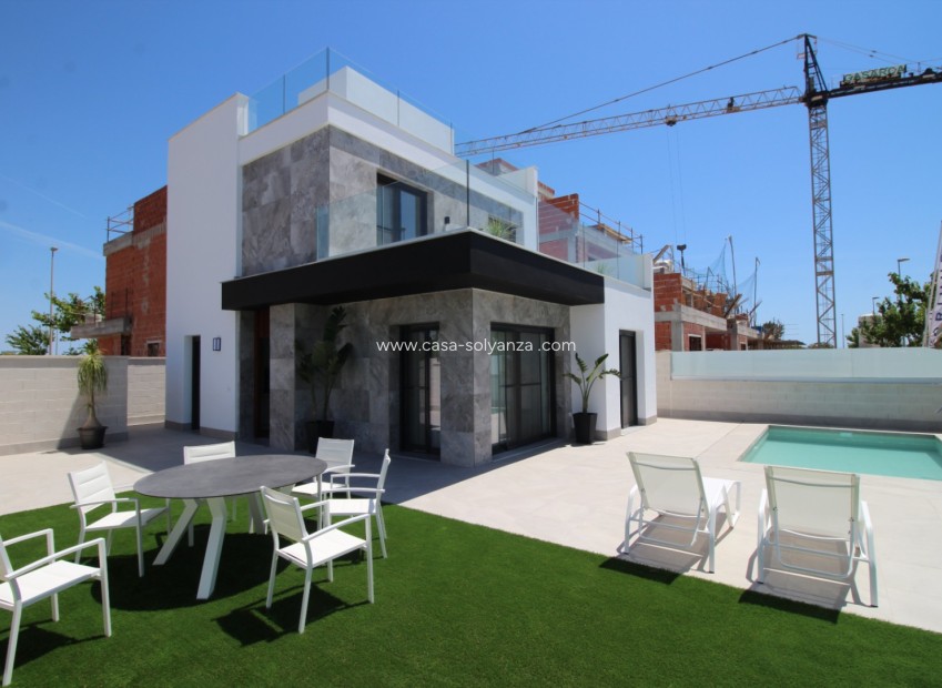 Herverkoop - Villa - Pilar de la Horadada