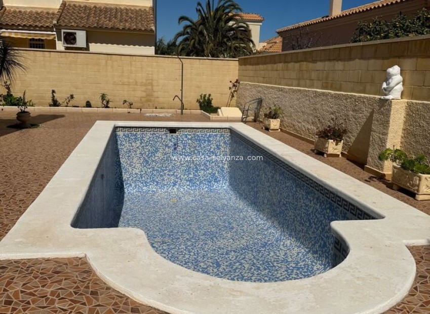 Herverkoop - Villa - Playa Flamenca - Costa Blanca