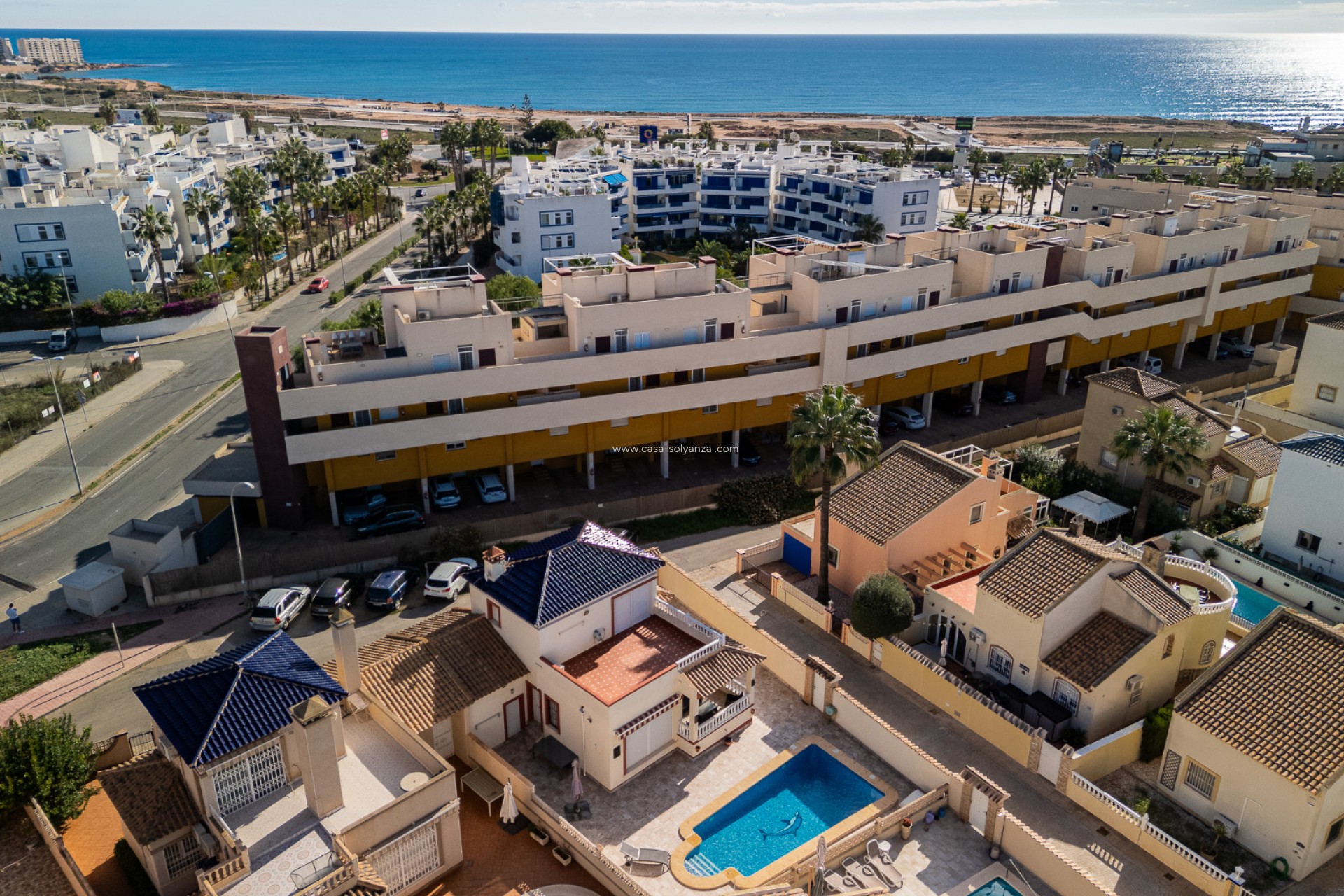 Herverkoop - Villa - Playa Flamenca - Montilla