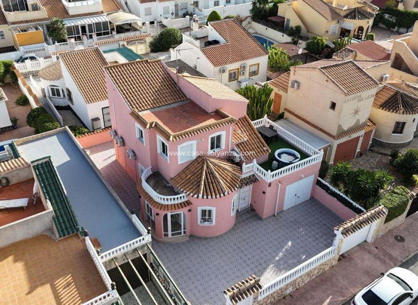 Herverkoop - Villa - Playa Flamenca