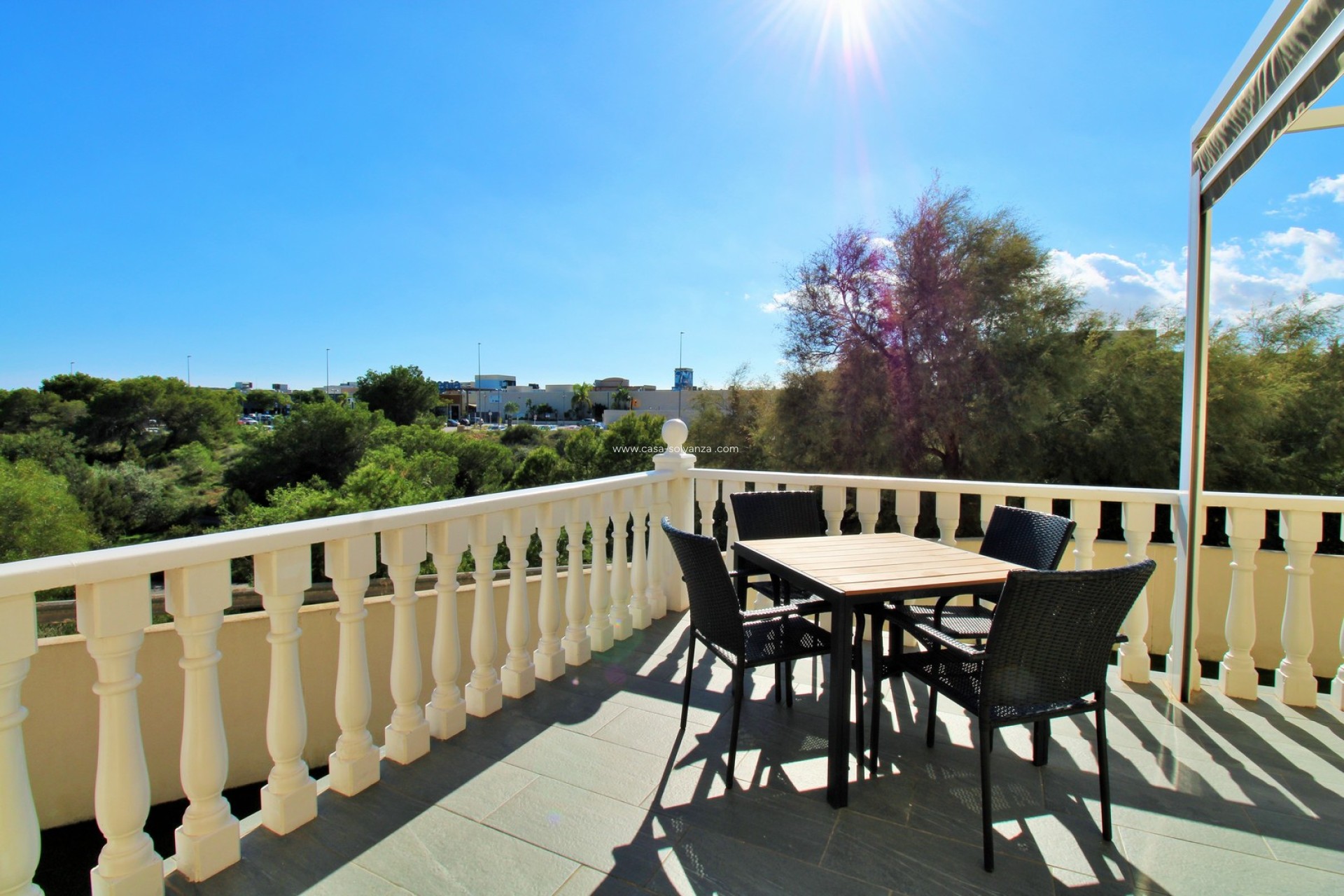 Herverkoop - Villa - Playa Flamenca