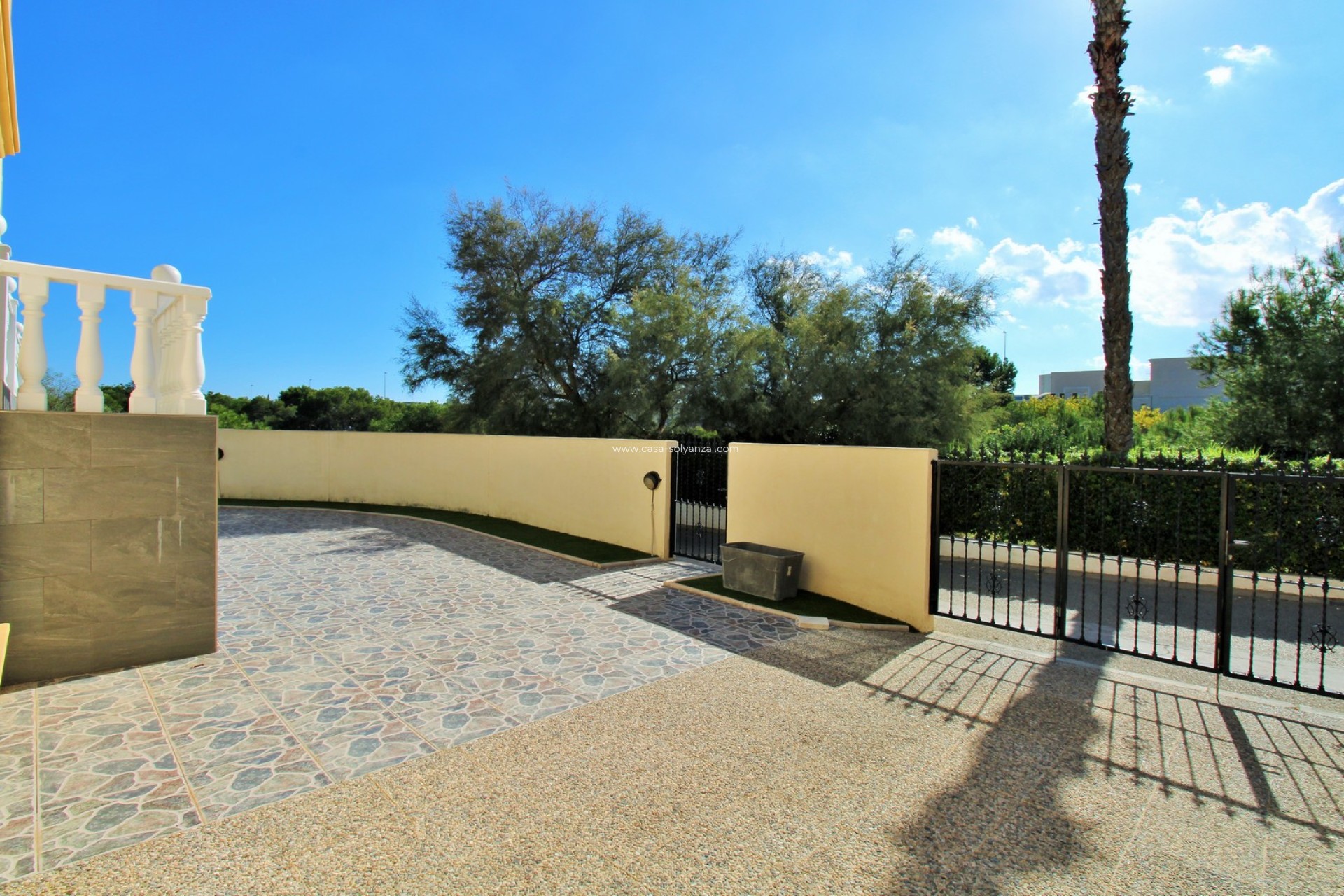 Herverkoop - Villa - Playa Flamenca