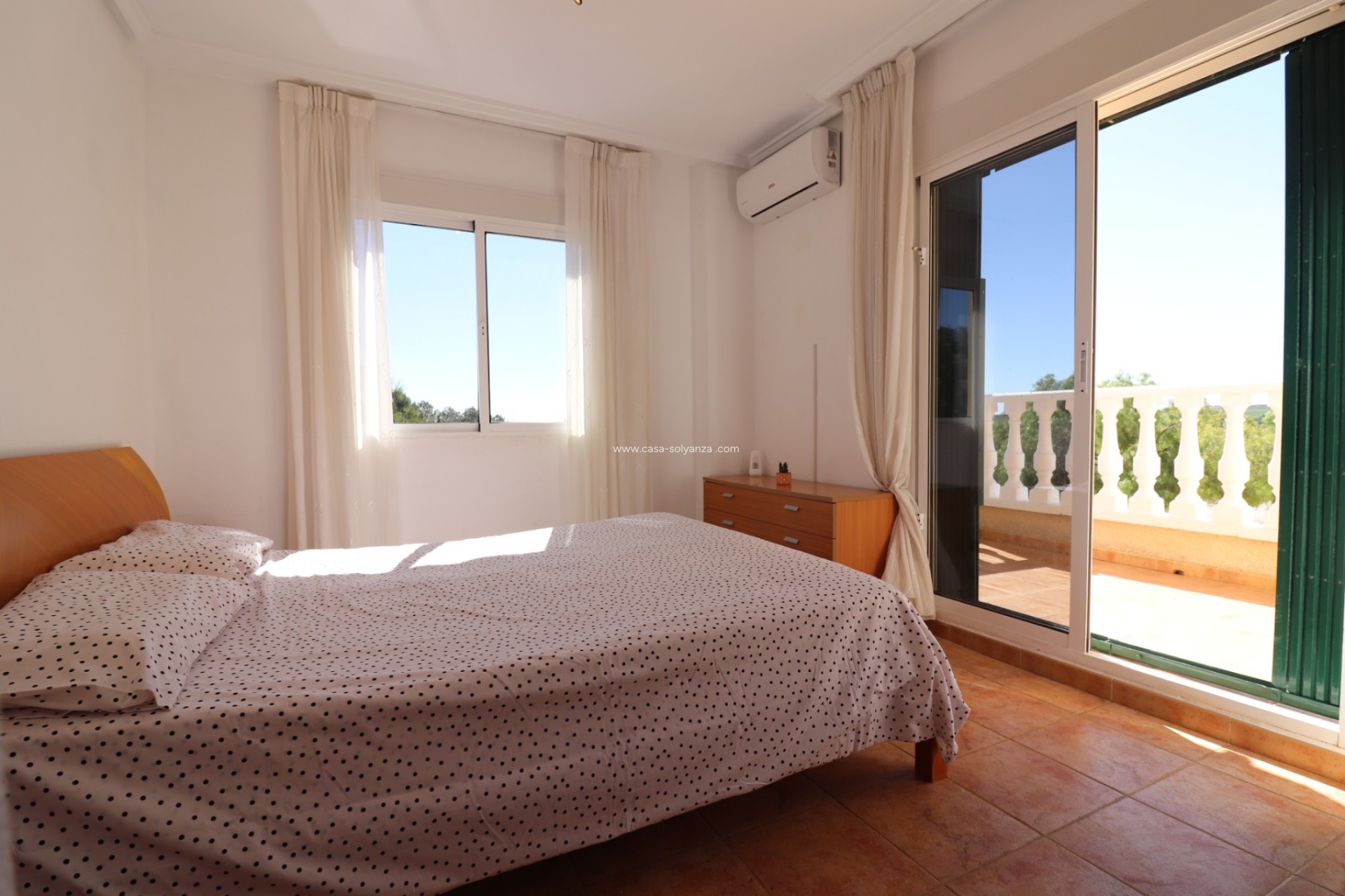 Herverkoop - Villa - San Miguel de Salinas - Lake View Mansions