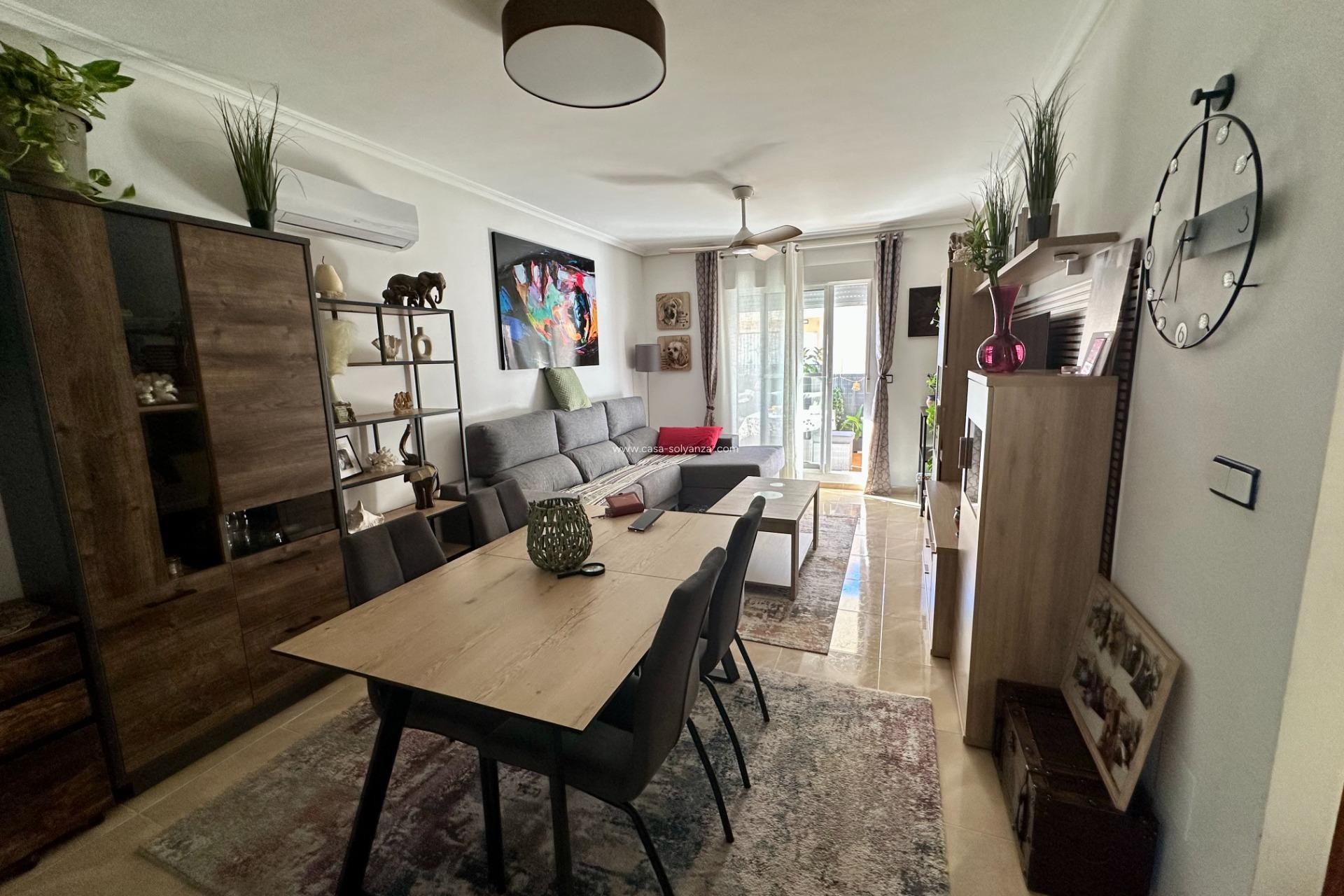 Herverkoop - Villa - San Miguel de Salinas - Residencial los flamencos