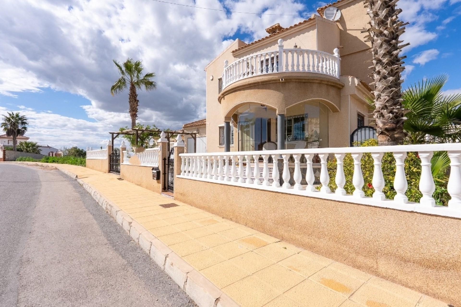 Herverkoop - Villa - San Miguel de Salinas