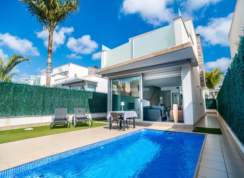 Herverkoop - Villa - SAN PEDRO DEL PINATAR - Lo Pagan