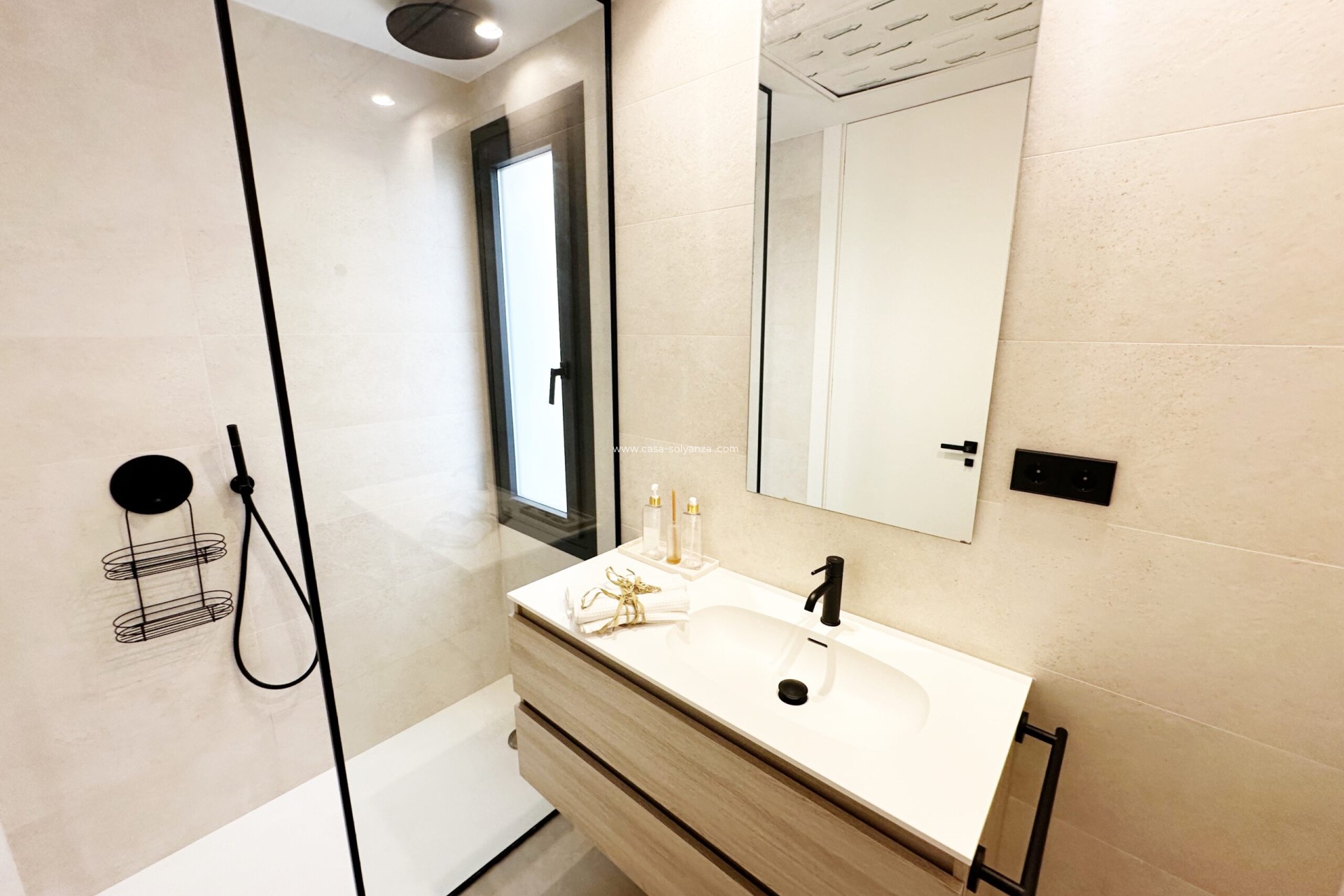 Herverkoop - Villa - Santa Rosalia Resort - Inland