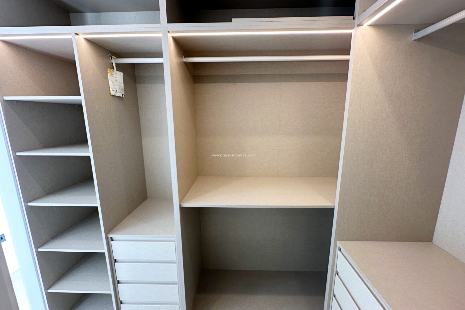 Herverkoop - Villa - Santa Rosalia Resort - Inland