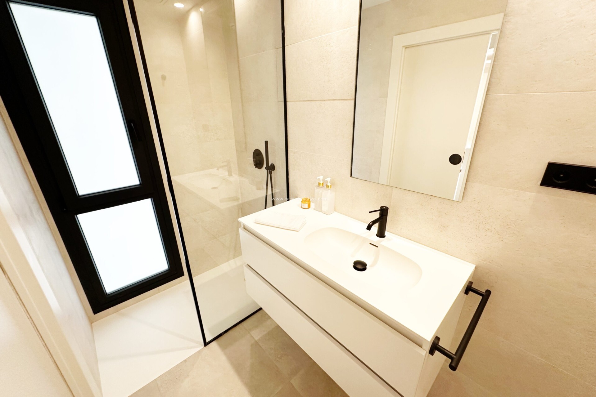 Herverkoop - Villa - Santa Rosalia Resort - Inland