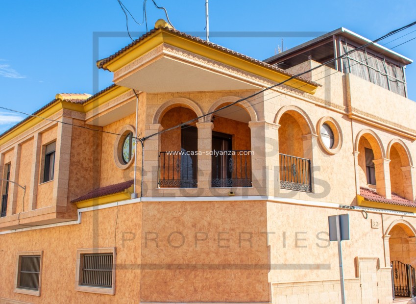 Herverkoop - Villa / Semi detached - Guardamar del Segura