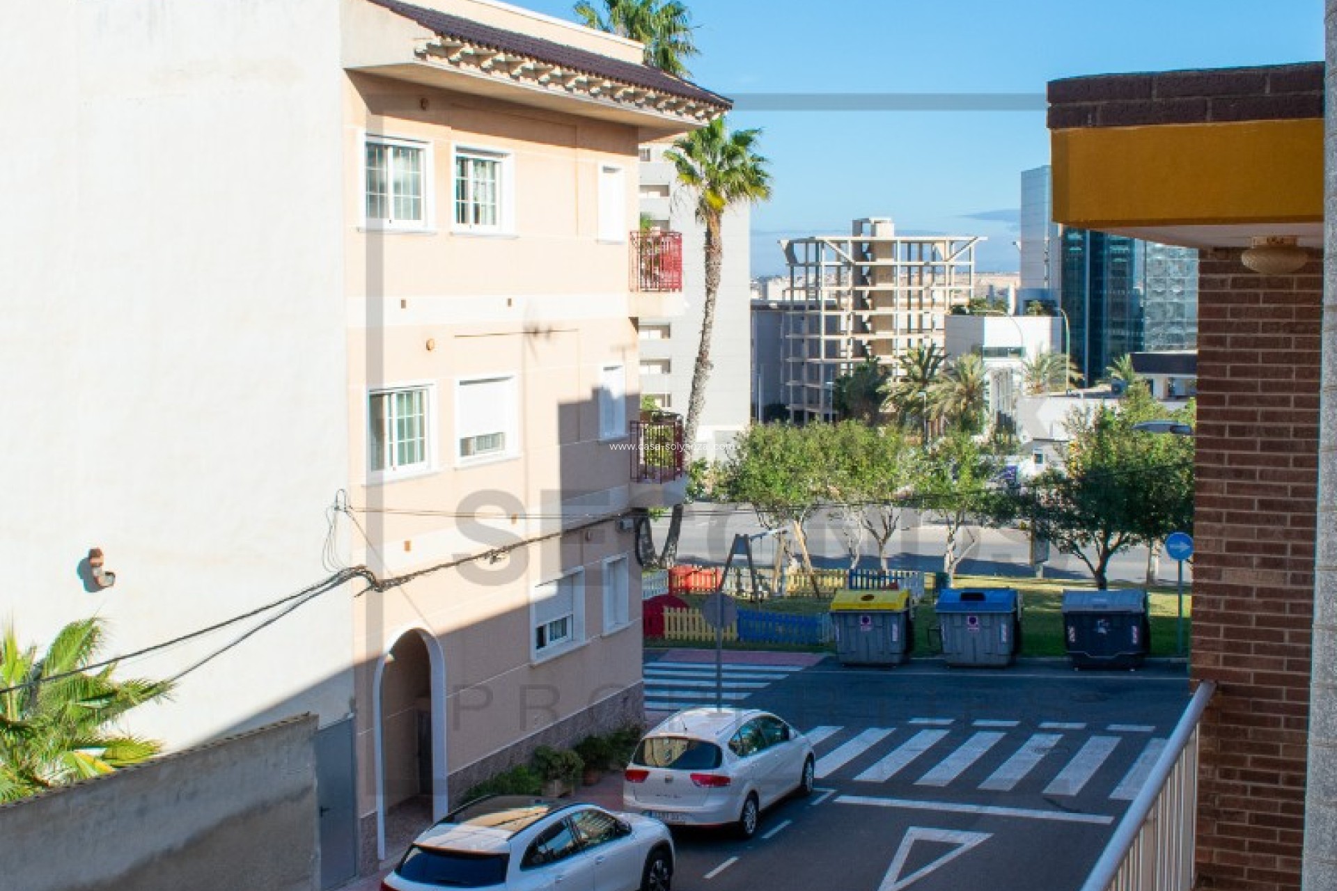 Herverkoop - Villa / Semi detached - Guardamar del Segura