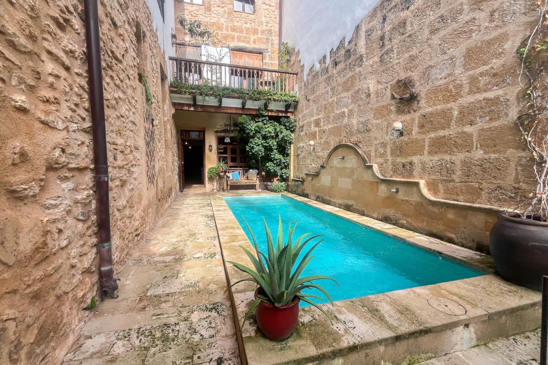 Herverkoop - Villa / Semi detached - Jávea