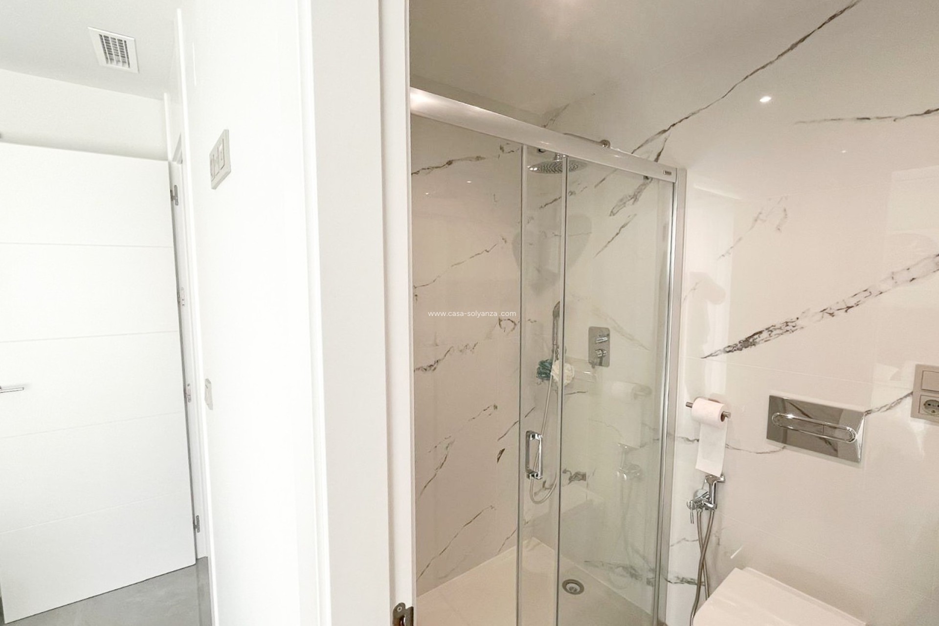 Herverkoop - Villa / Semi detached - Torrevieja - Los Altos