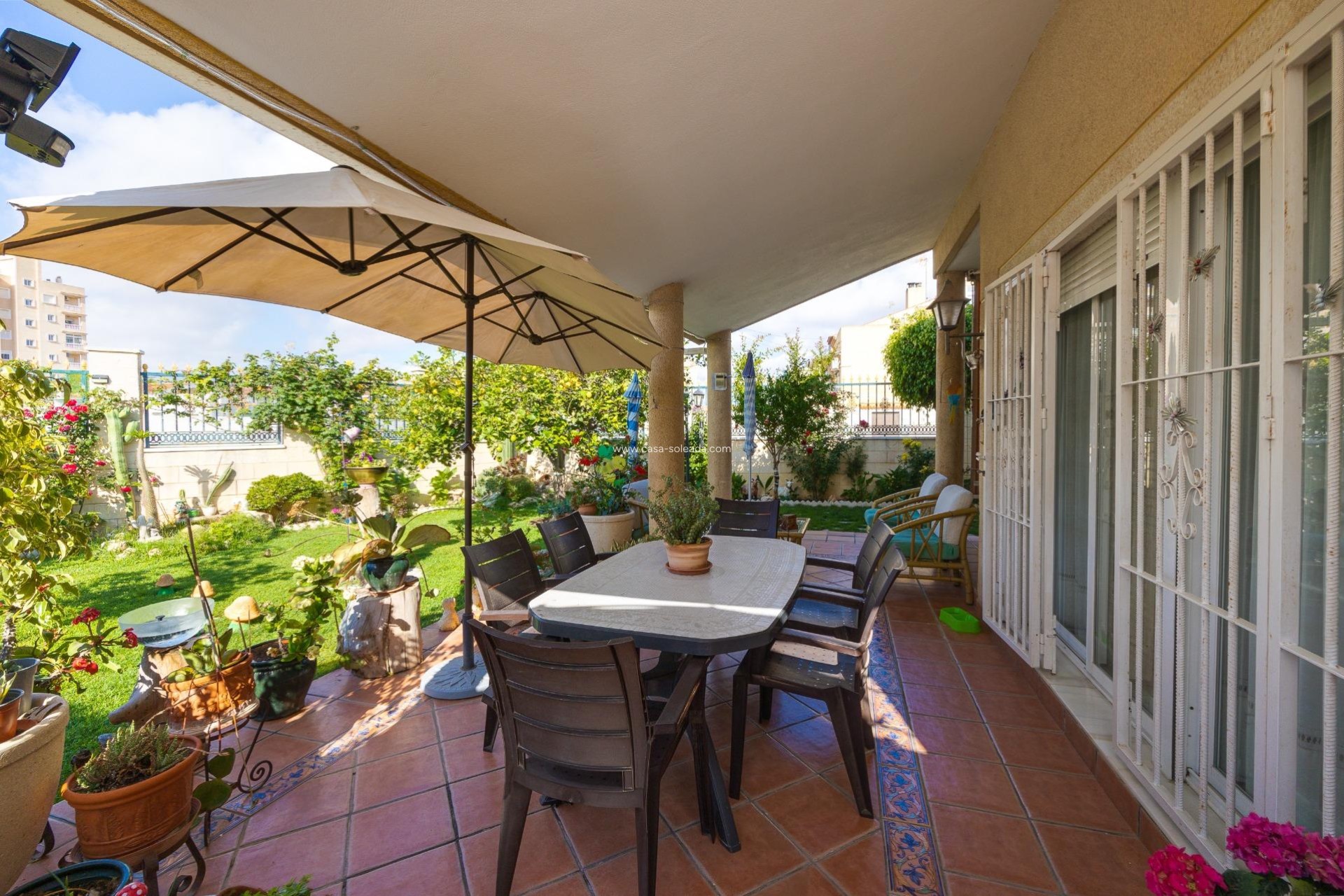 Herverkoop - Villa - Torrevieja - Aguas nuevas